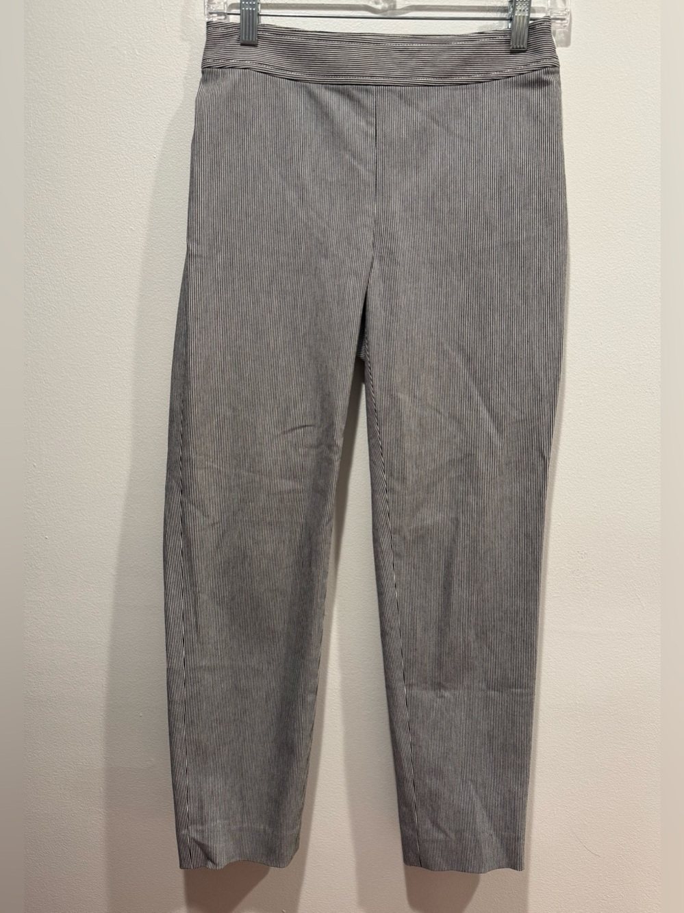 St. John Emma Fit Ankle Pants